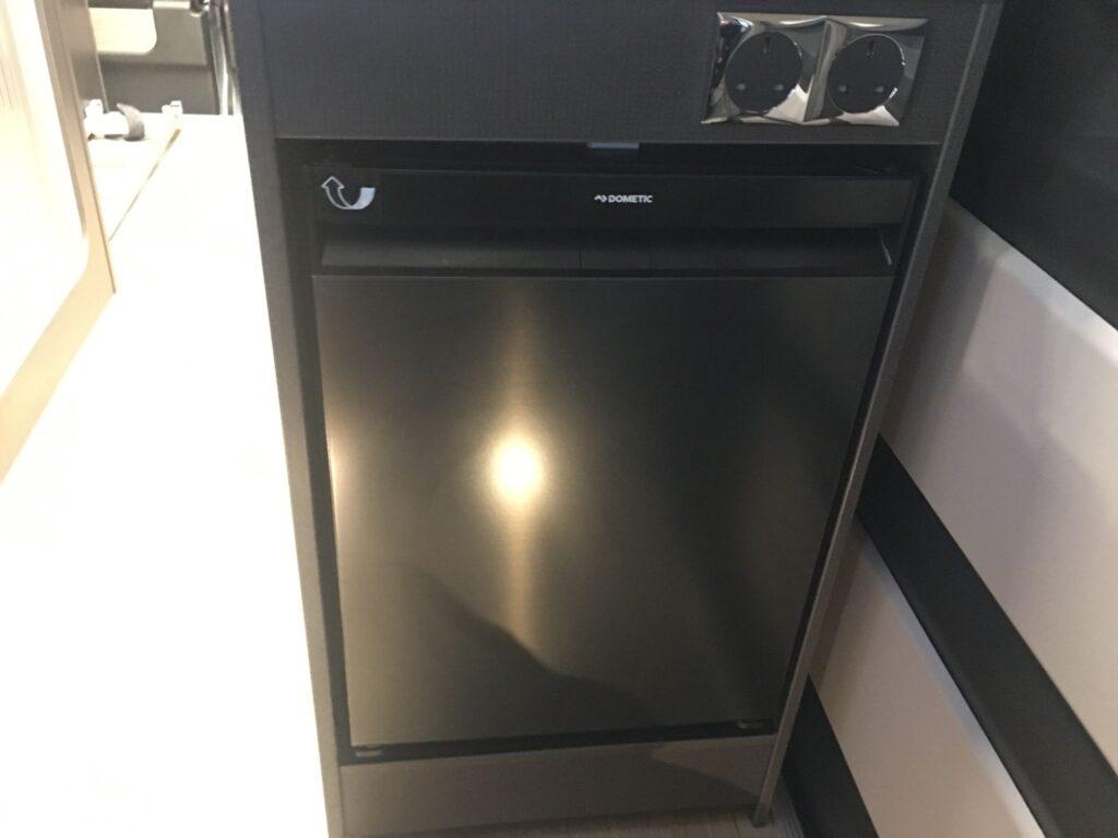 1000054282