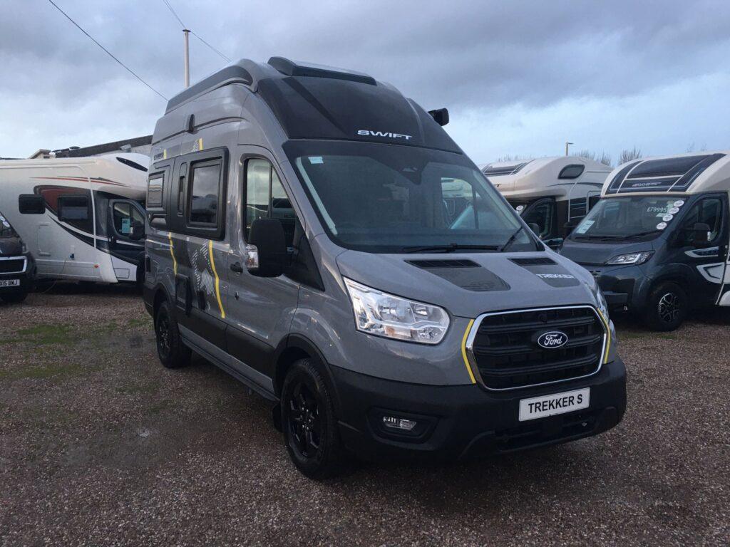 SWIFT TREKKER S WITH TRAIL PACK - 2026