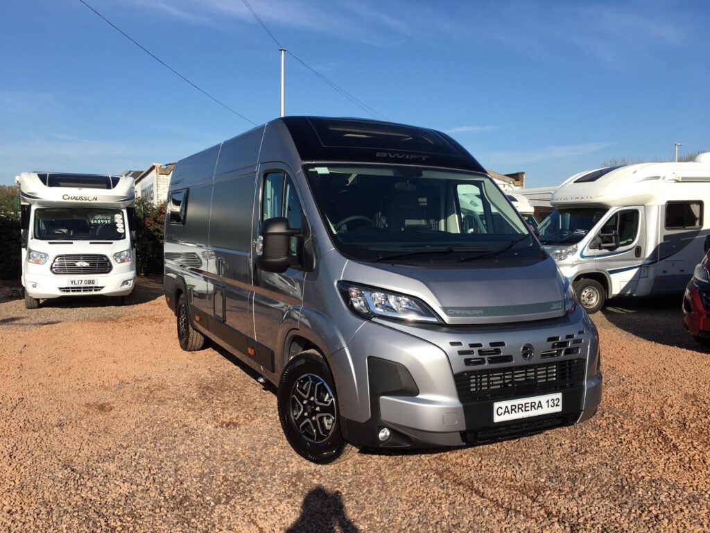 SWIFT CARRERA 132 - 2026