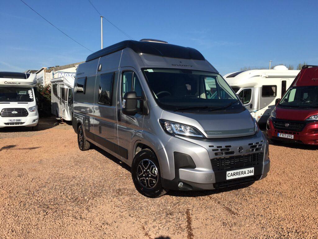 SWIFT CARRERA 244 - 2026
