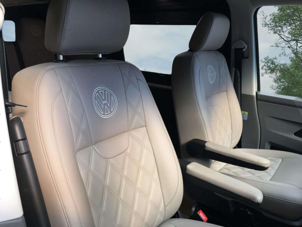 2 11 Interior 3b7ae51c E42c 4d9f A73a 2e15e5e83d32 Copy