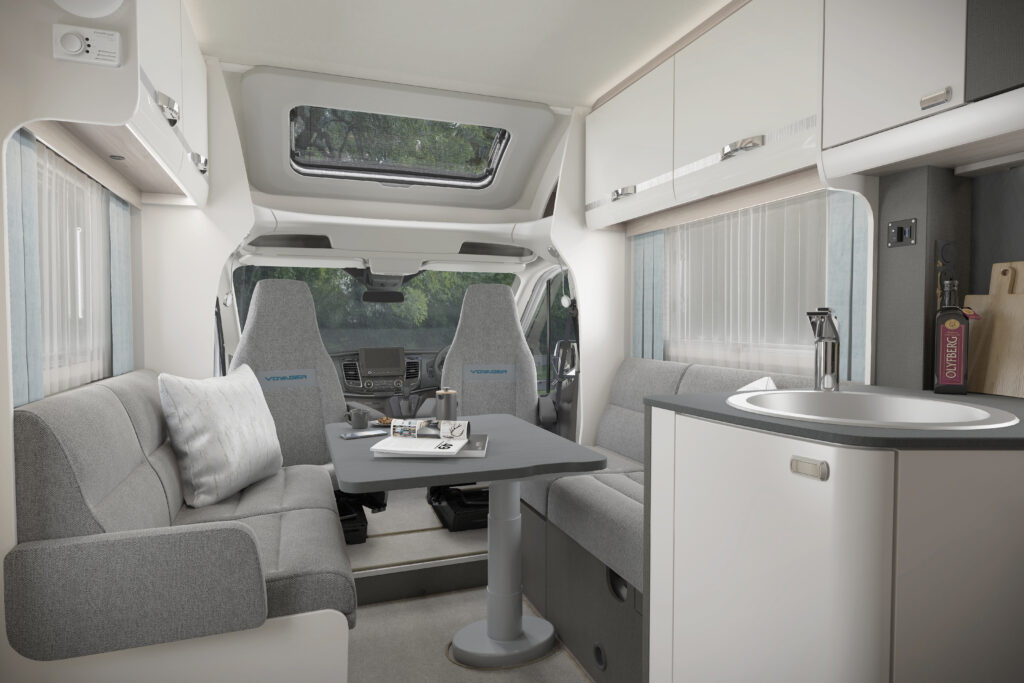 Voyager 594 Front Lounge