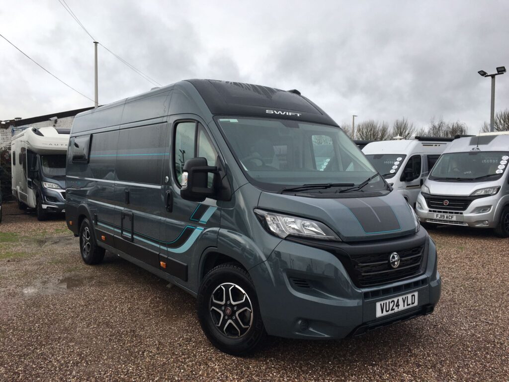 2024 SWIFT CARRERA 132 AUTO